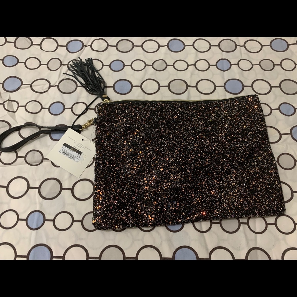Brown Glitter Cloth Clutch 💚